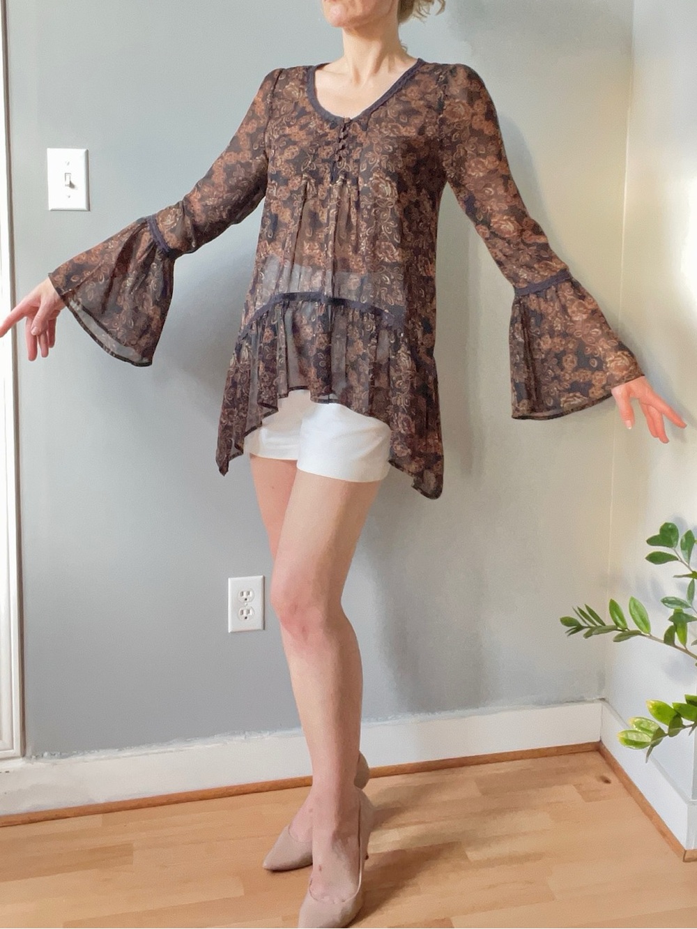 Blu Pepper Sheer Paisley Ruffle-Hem boho Blouse